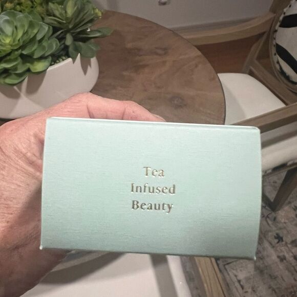 Byroe Kambucha Tea Purifying Mask NWT - Picture 6 of 8